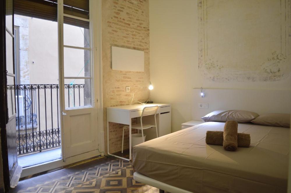 Barcelona Classic Plaza Real Apartments Exterior photo