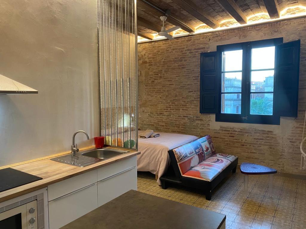Barcelona Classic Plaza Real Apartments Exterior photo