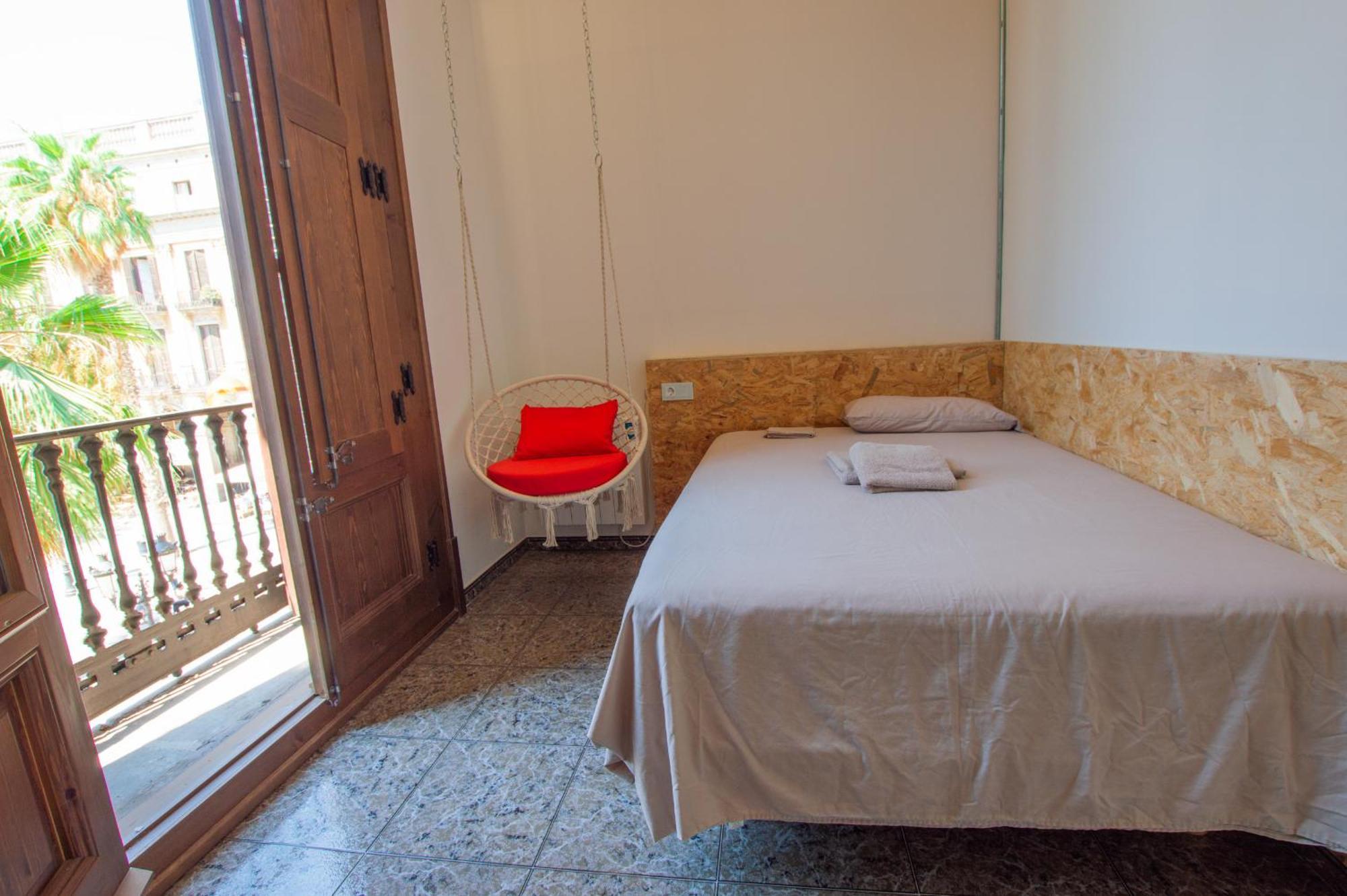 Barcelona Classic Plaza Real Apartments Exterior photo